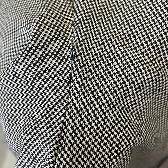 Hickey-Freeman wool houndstooth suit size 44R - Picture 13 of 13